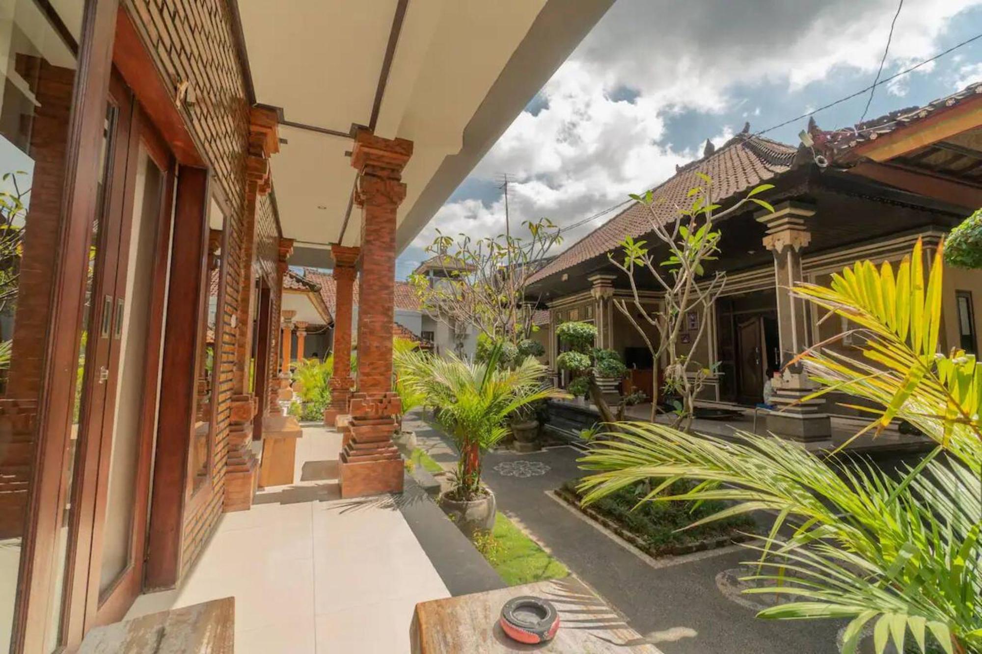 Pondok Lulik Homestay Canggu エクステリア 写真