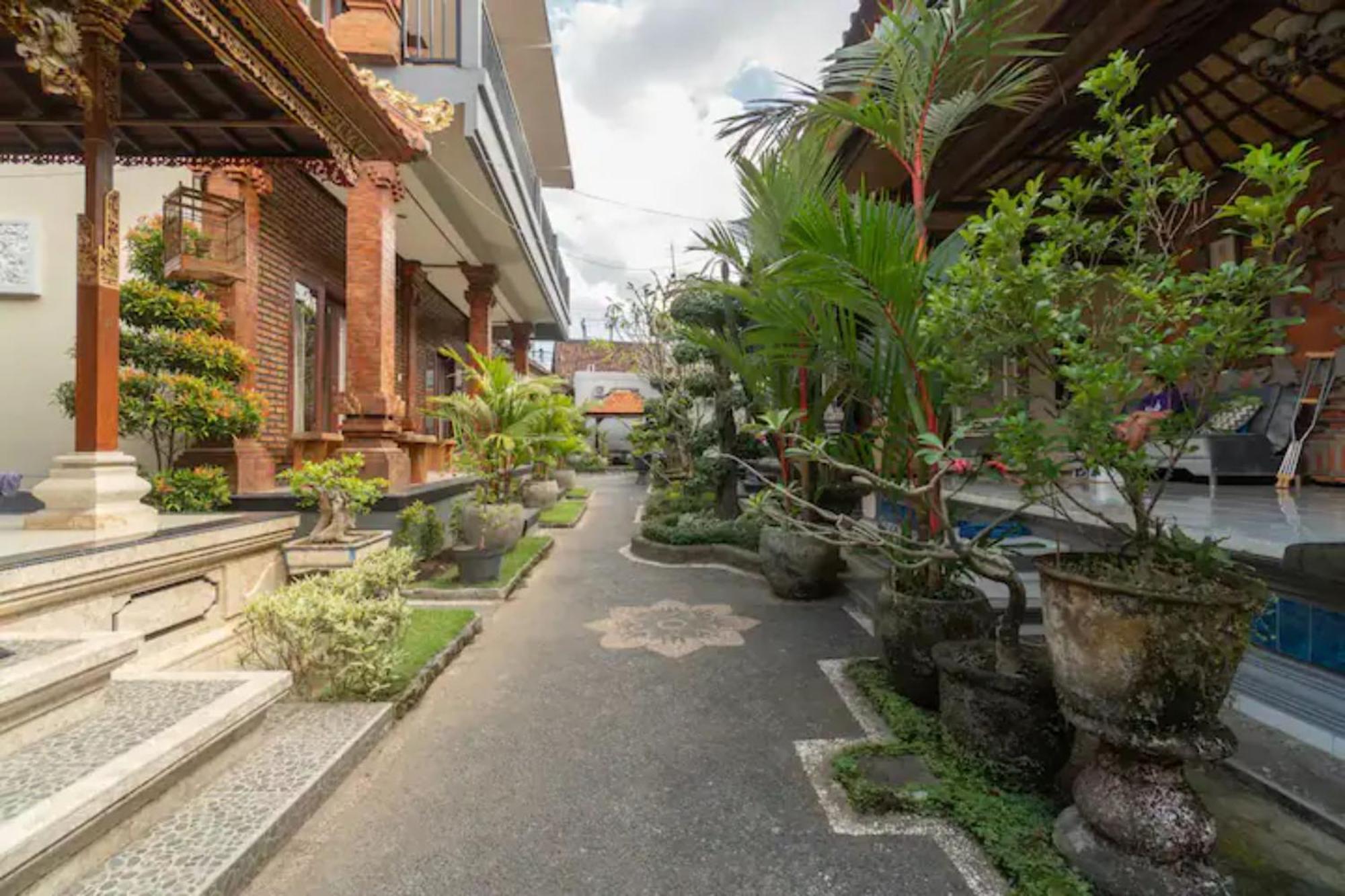 Pondok Lulik Homestay Canggu エクステリア 写真