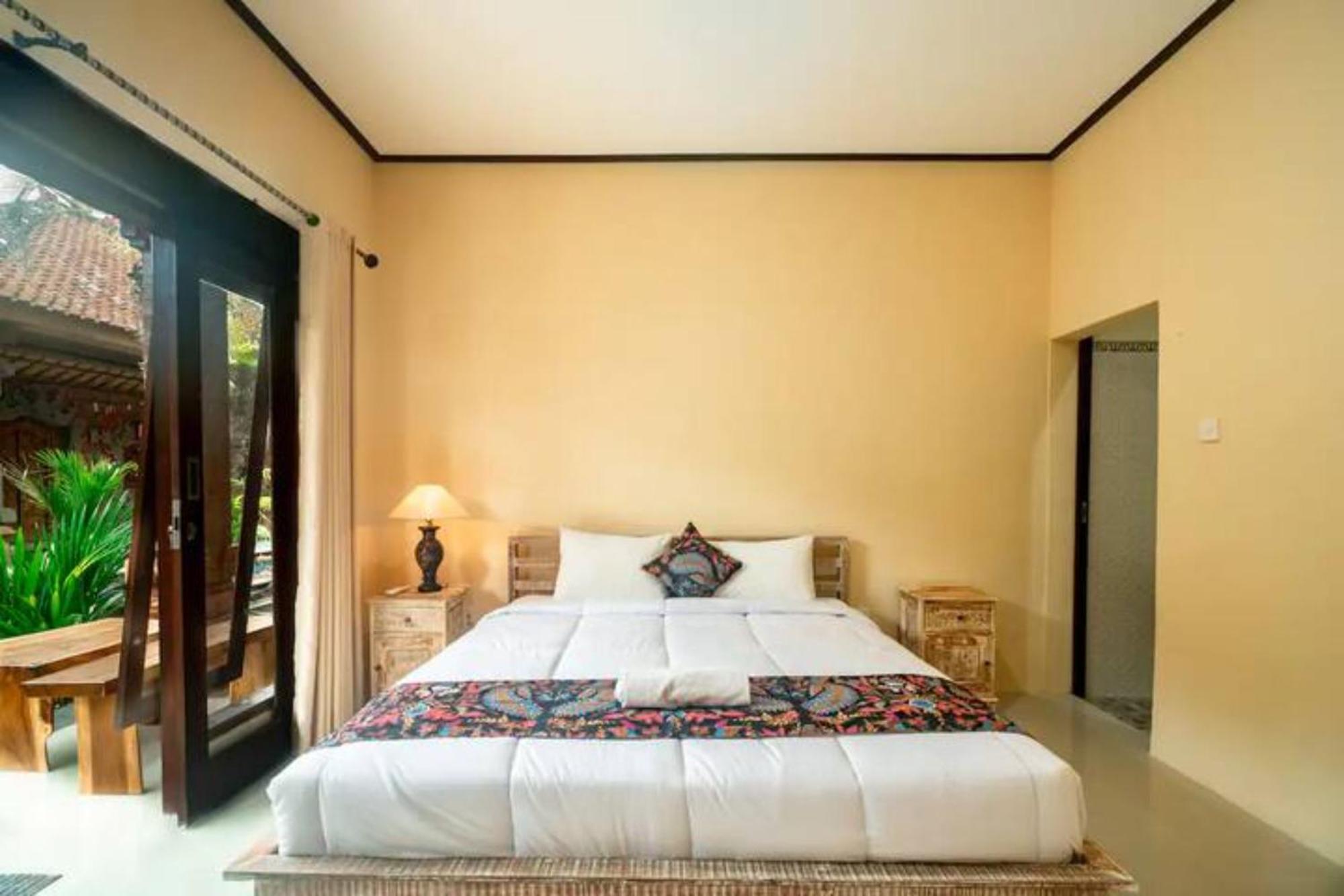 Pondok Lulik Homestay Canggu エクステリア 写真