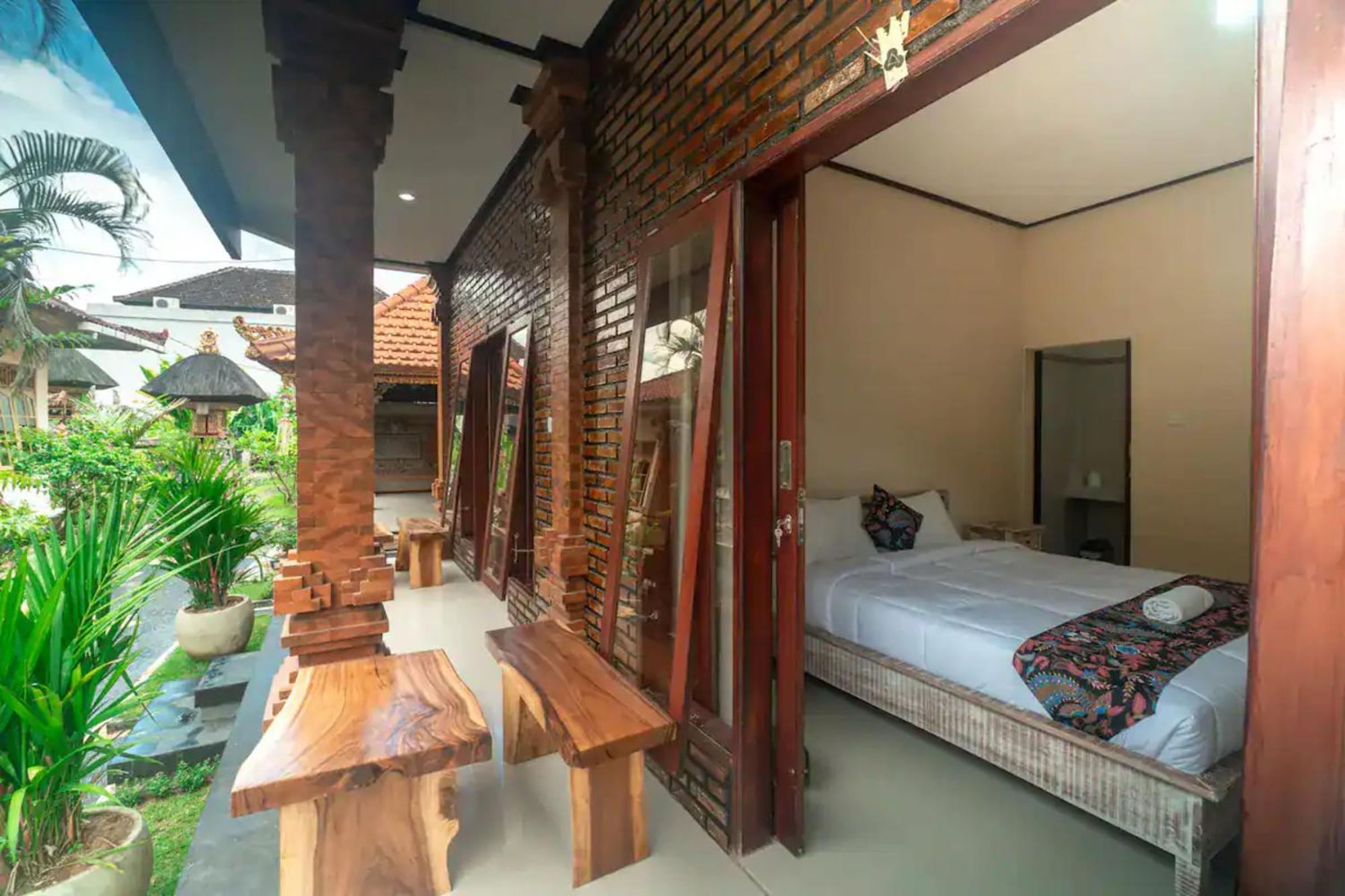 Pondok Lulik Homestay Canggu エクステリア 写真