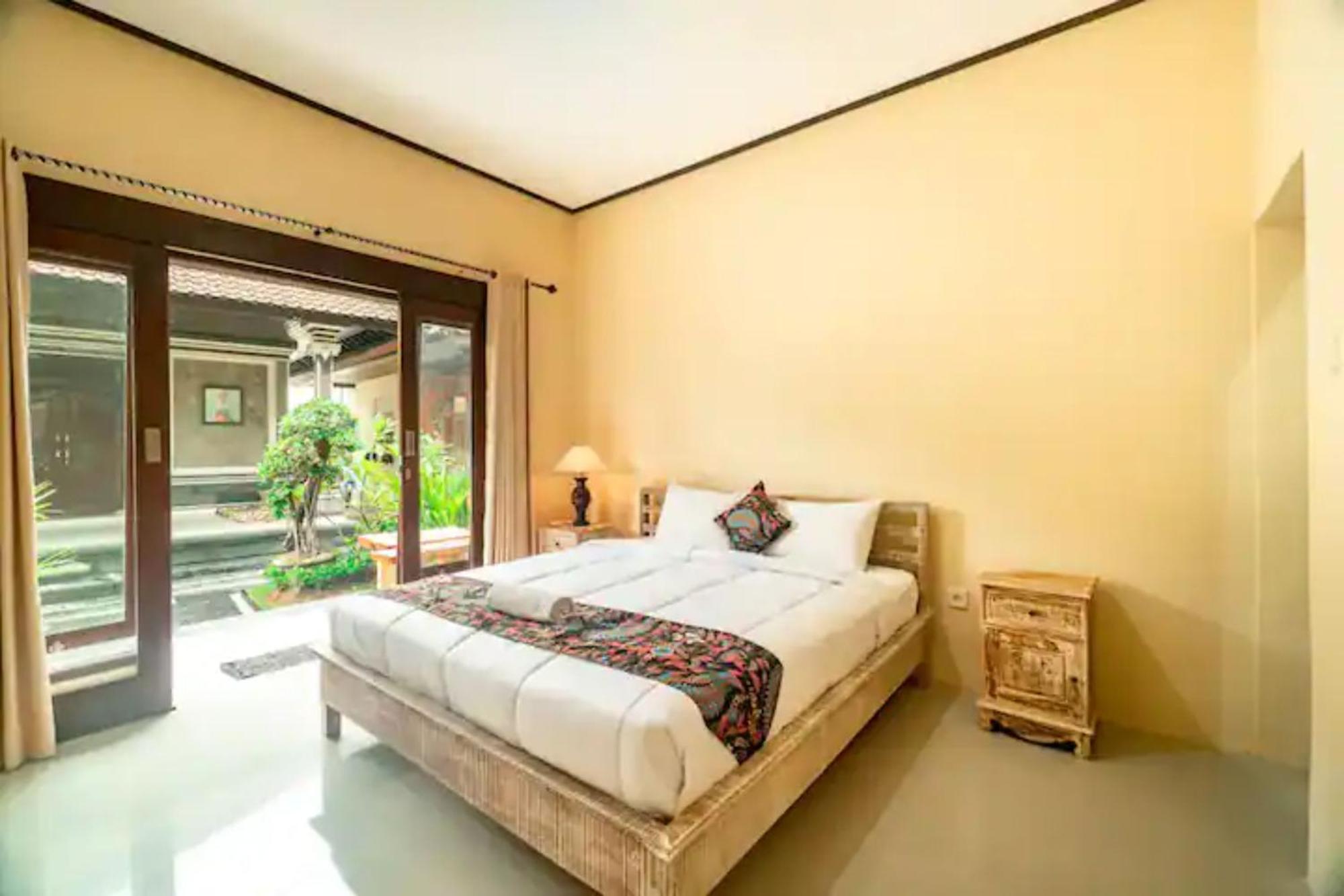 Pondok Lulik Homestay Canggu エクステリア 写真